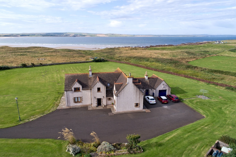 Dunnet Bay Escapes