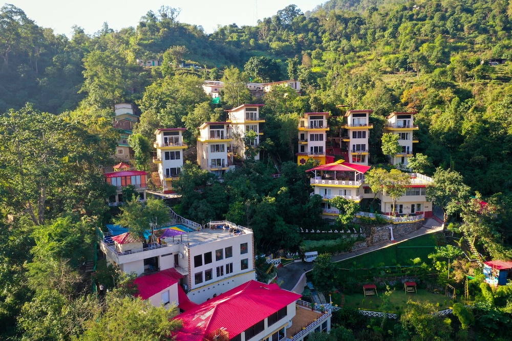 Veda5 Ayurveda And Yoga Retreat