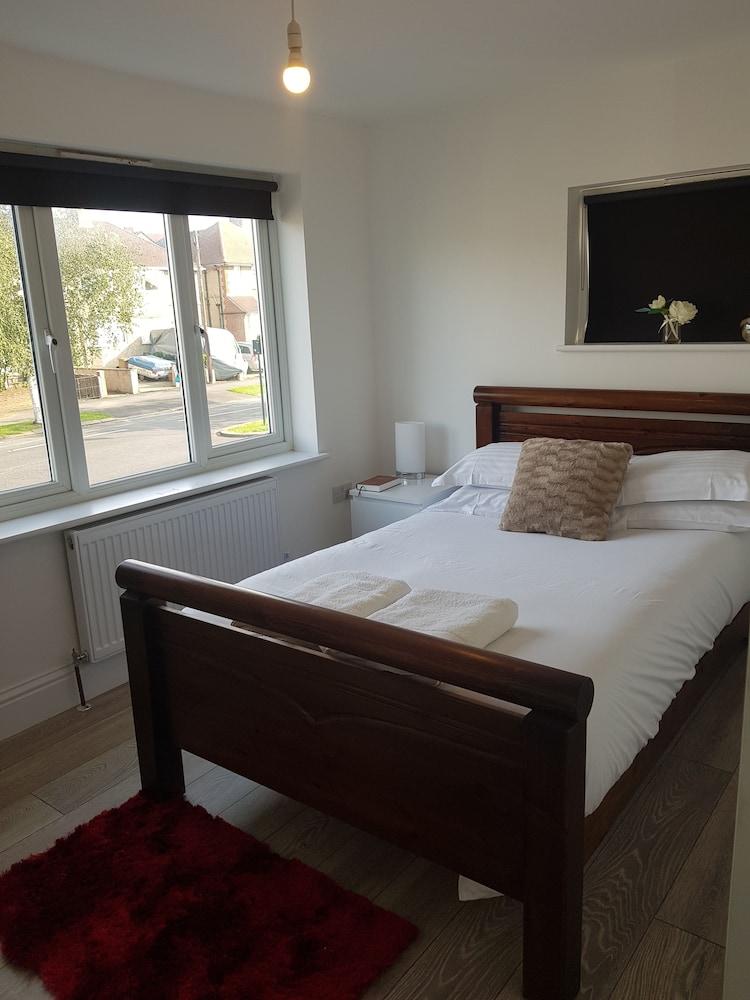 Oxford Modern Guest House