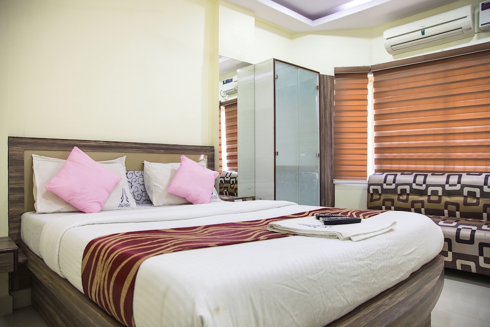 Ulo Akash Inn