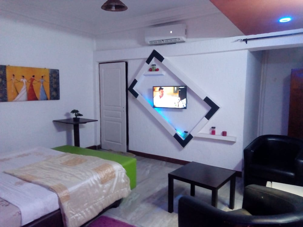 Hotel Le Senateur