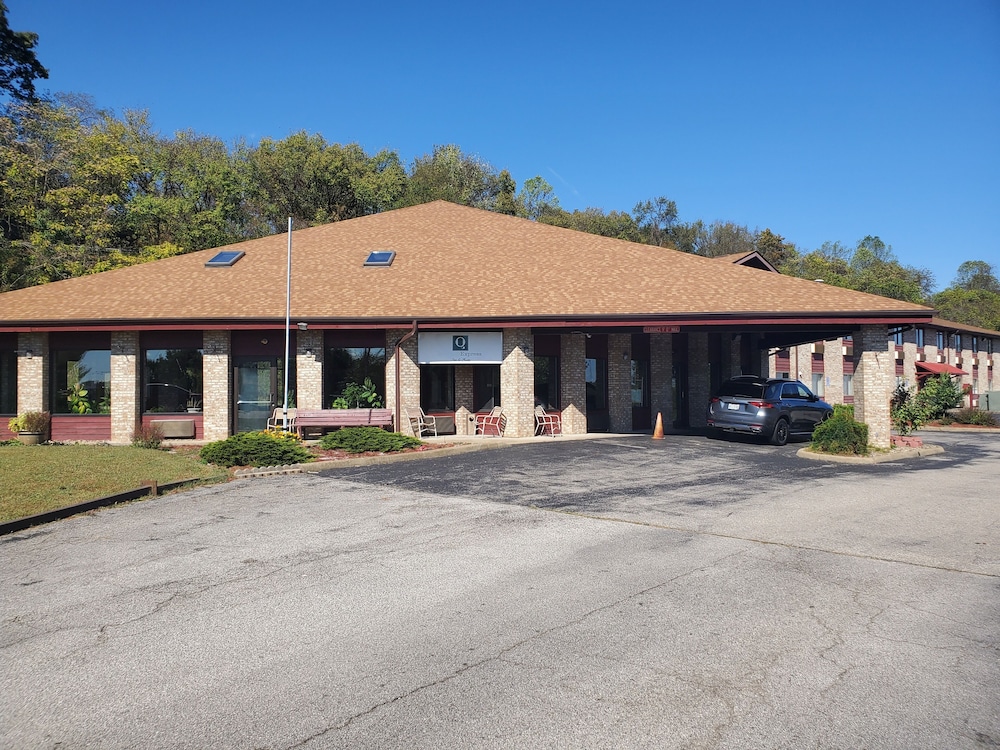 Q Express Inn & Suites