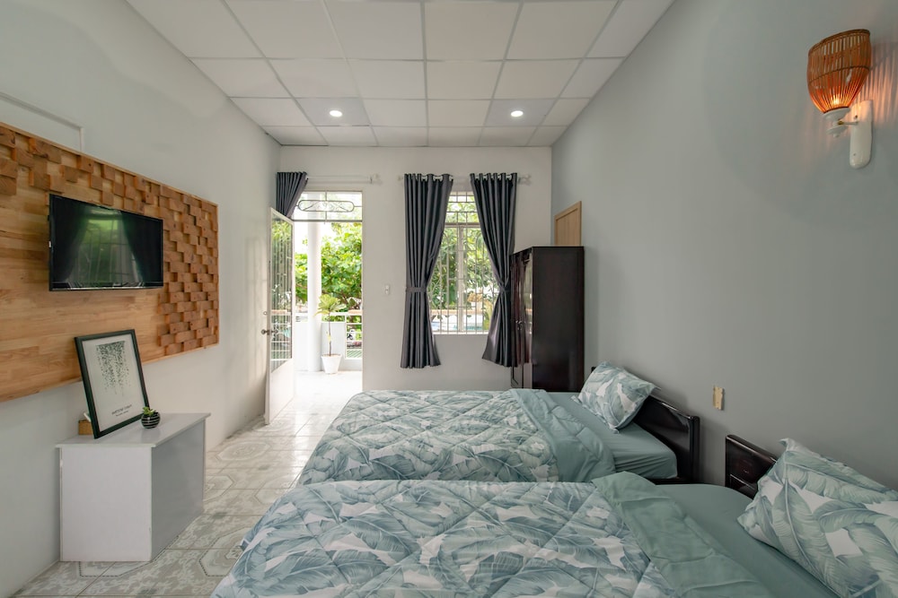 V3 Hostel
