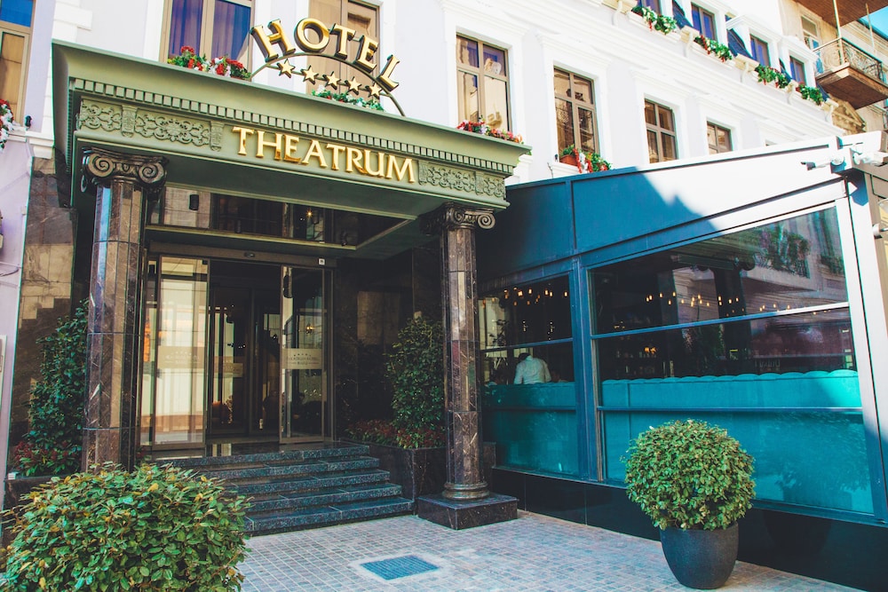 Theatrum Hotel Baku