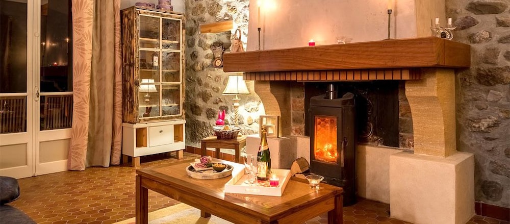 Hameau d'hôtes la Roseraie Drome