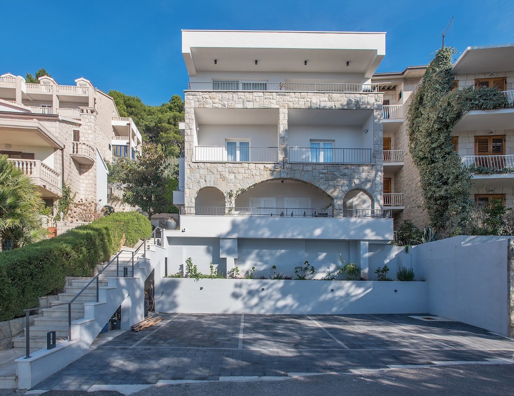 Villa Dalmatia