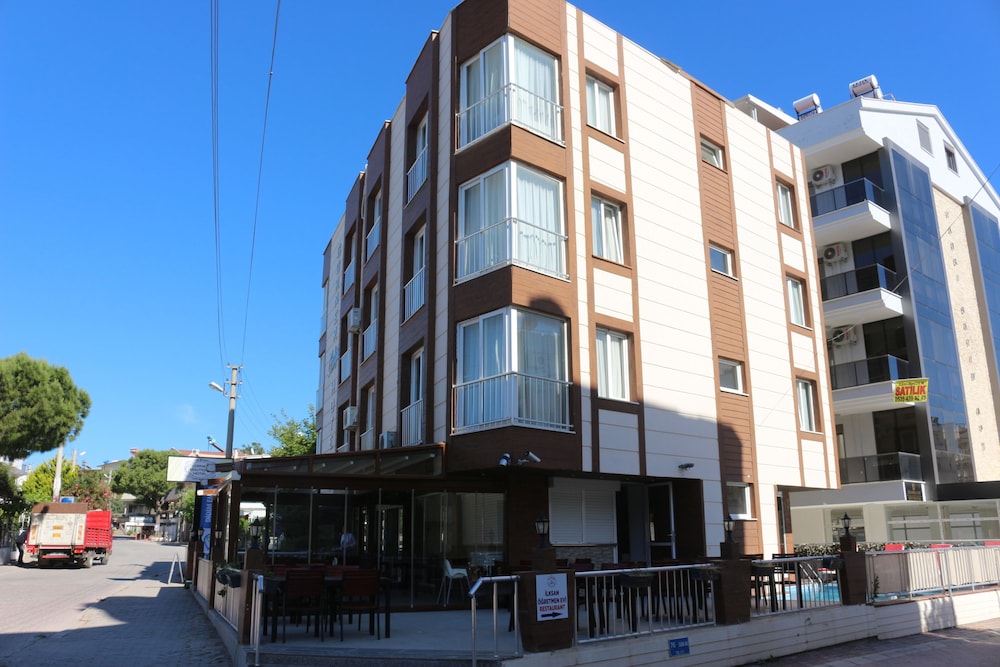Corner Boutique Hotel