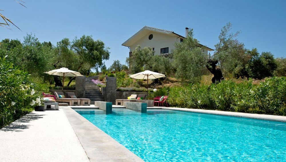 Villa El Toro Blanco