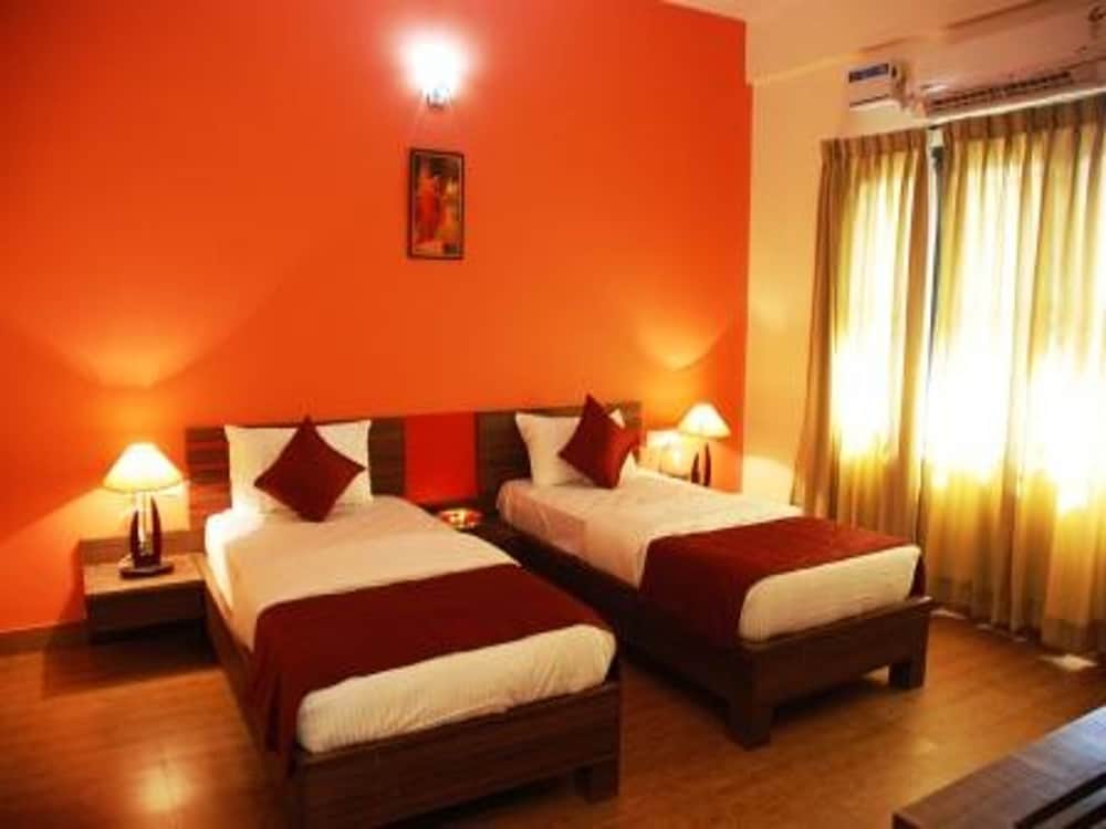 Arama Suites