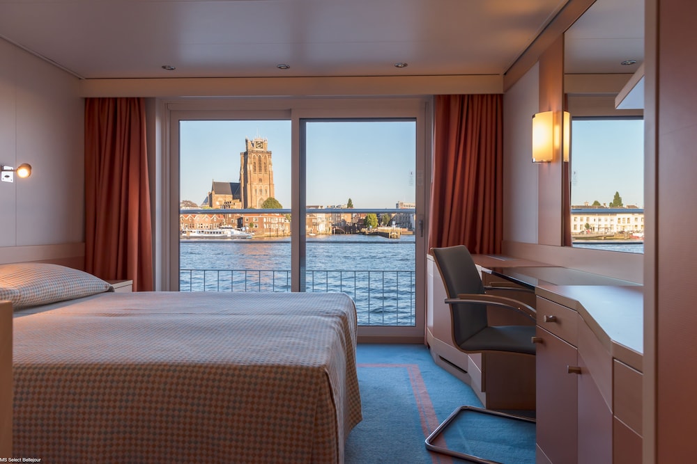 MS Select Bellejour - Neuss