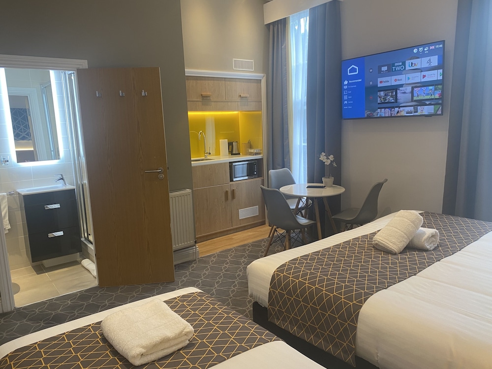 The Suites- St Pancras Hotel Group