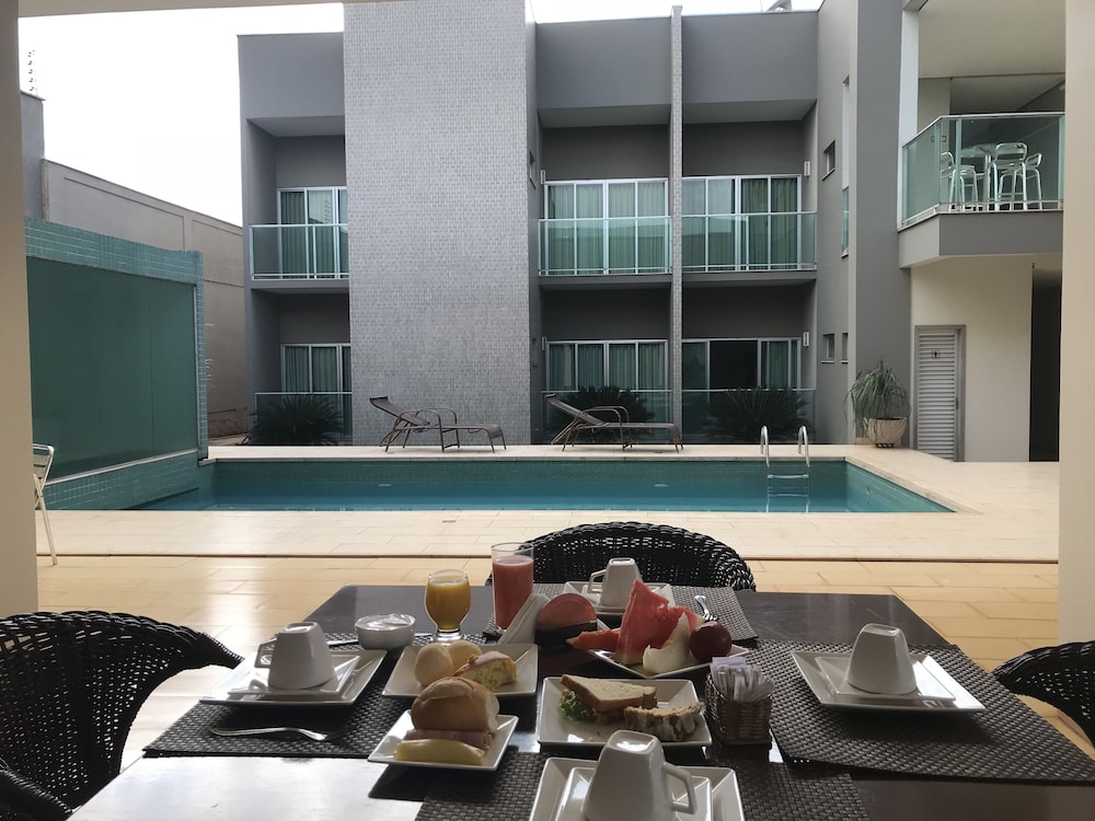 Oasis Hotel