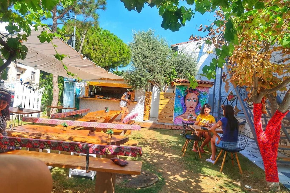 Ihlamur Alacati Butik Otel