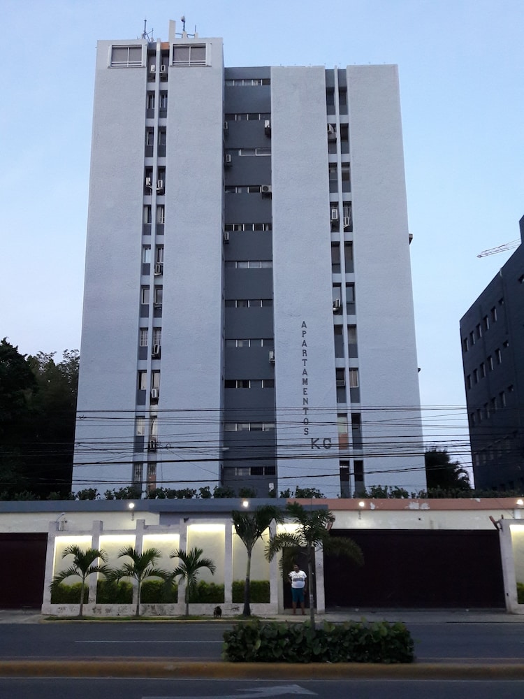 Spacious & Comfortable Penthouse in DR