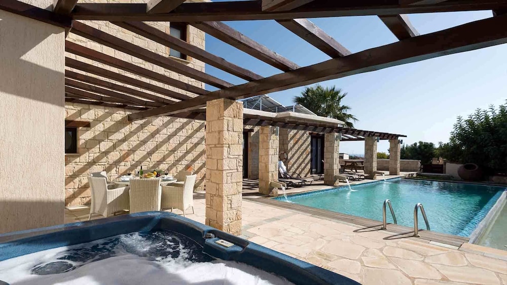 Villa Anemona