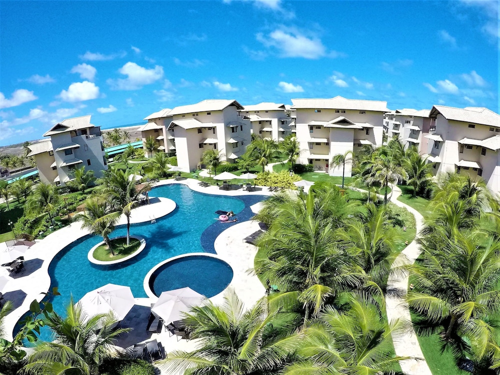 Duplex with Hot Tub near Beach by DM Apartments.