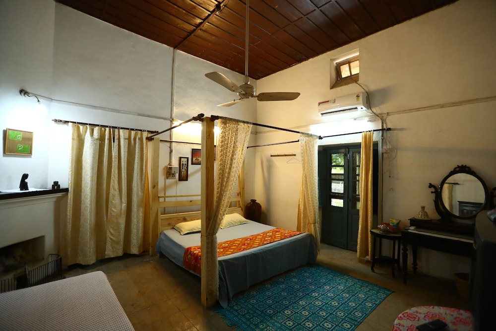 Old British House