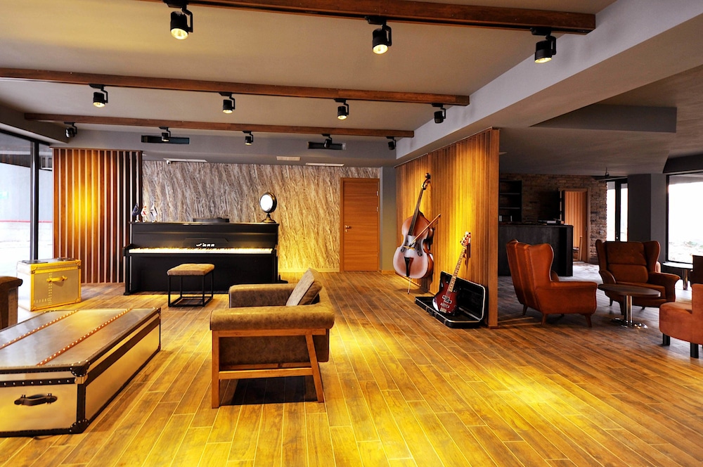Jazz Hotel