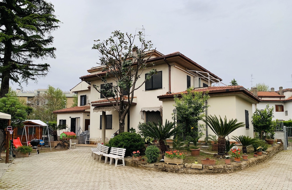 B&B 32