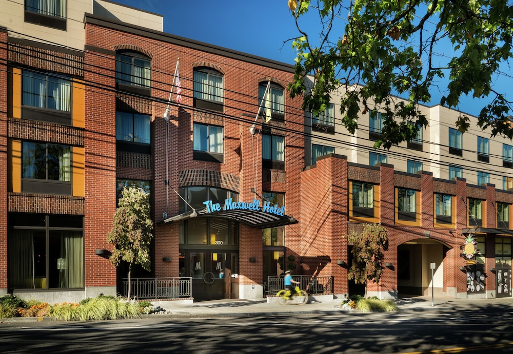 Staypineapple, The Maxwell Hotel, Seattle Center Seattle