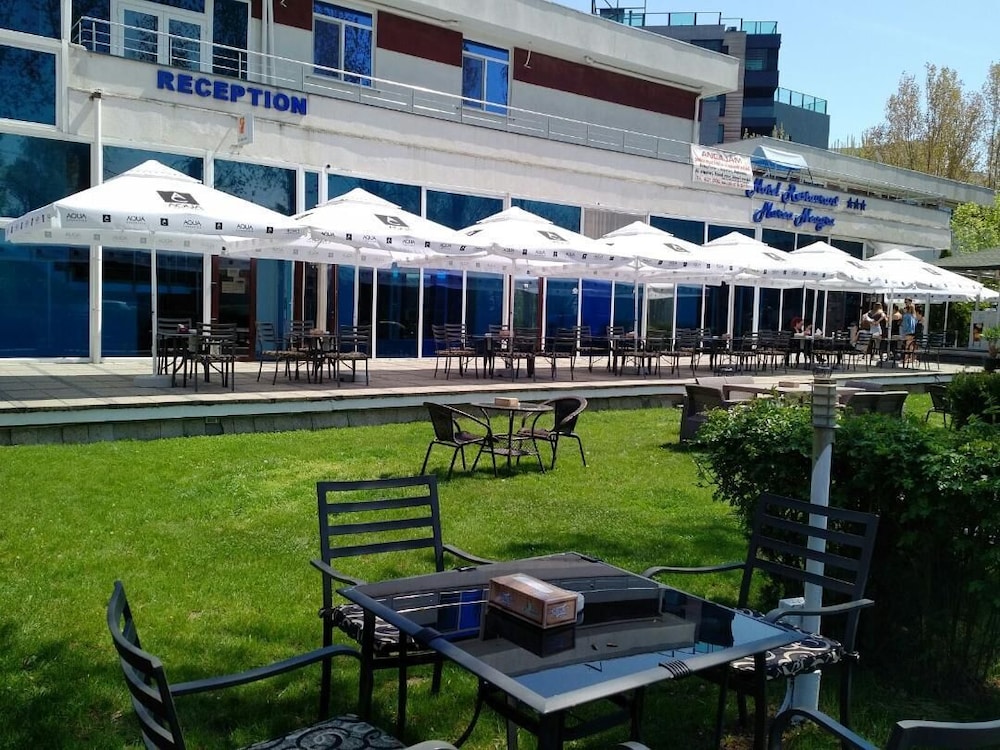 Hotel Marea Neagra