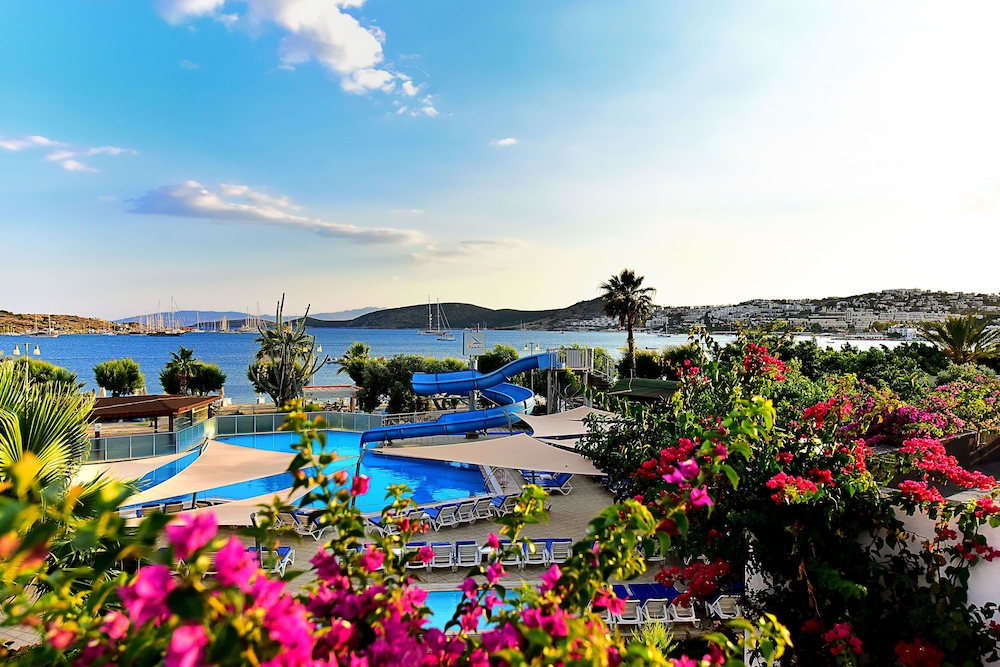 Parkim Ayaz - All Inclusive