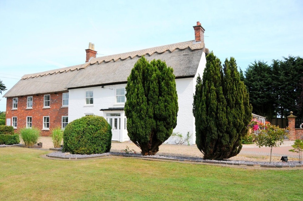 Stallingborough Grange Hotel
