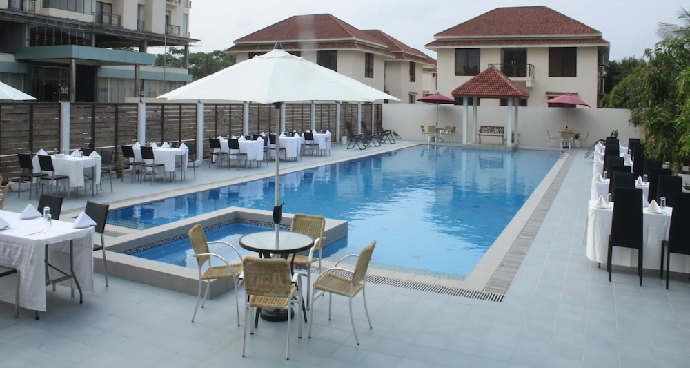 Sikder Hotel and Villas