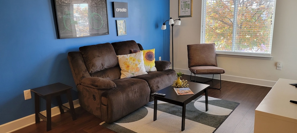 FRONTDESK The Edison Apts Plaza Midwood Charlotte