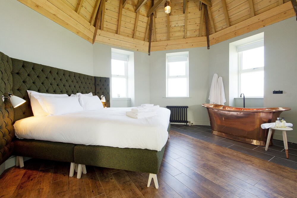 Jan De Groote Suite - 1 Bed Penthouse