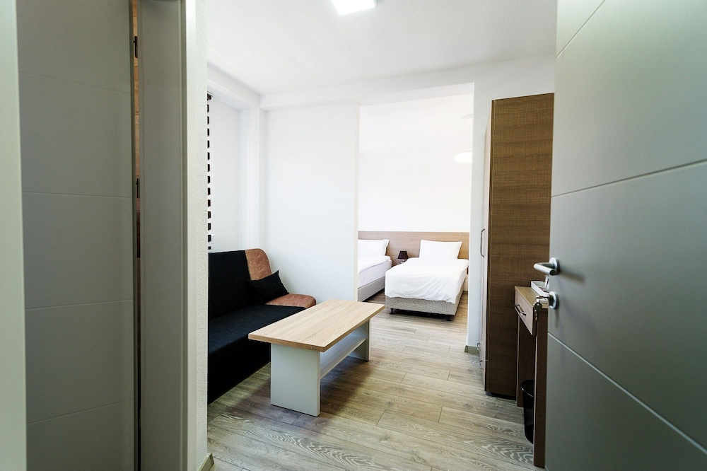 Stone Bridge Guesthouse