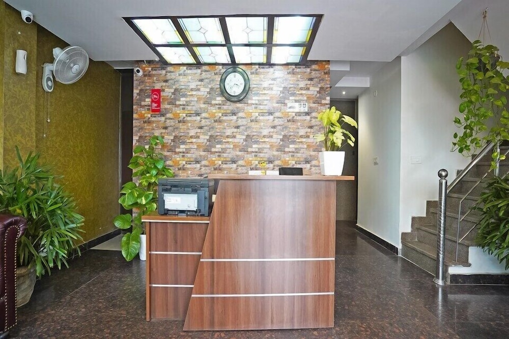 Hotel FloraInn
