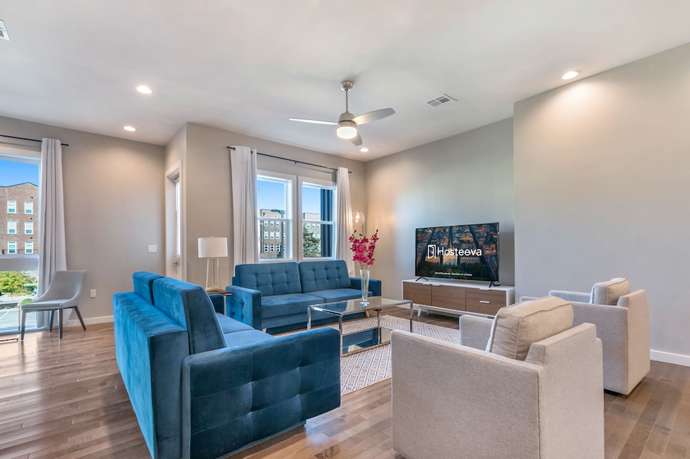 4BR Townhouse in Bienville Villas