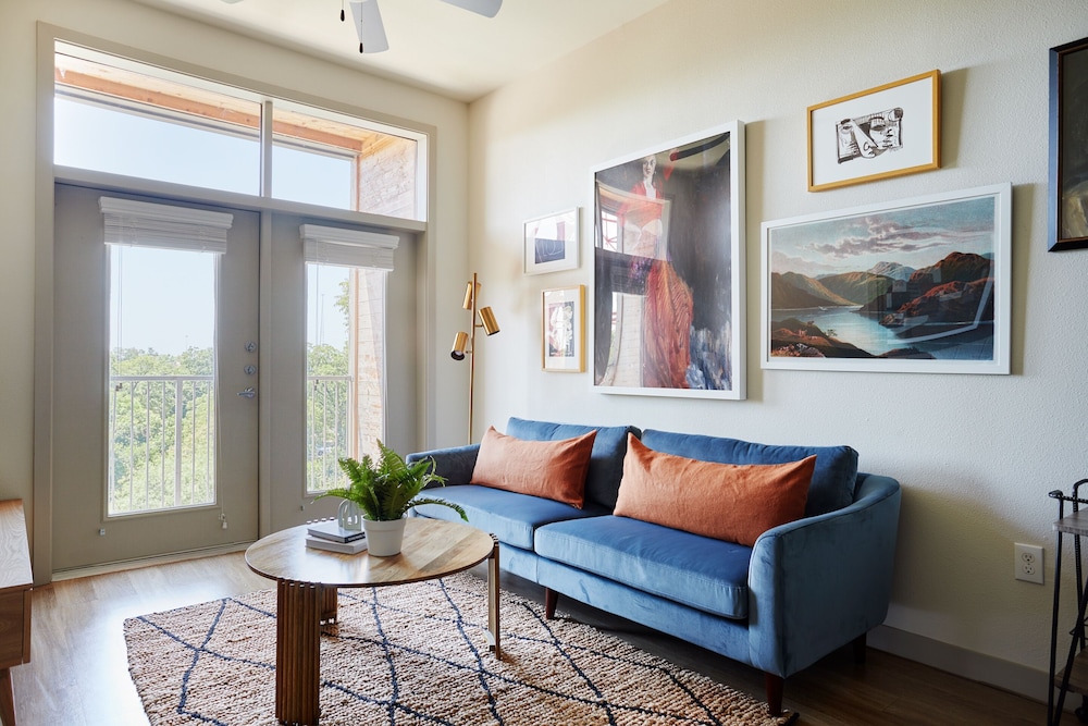 Sonder at La Villita