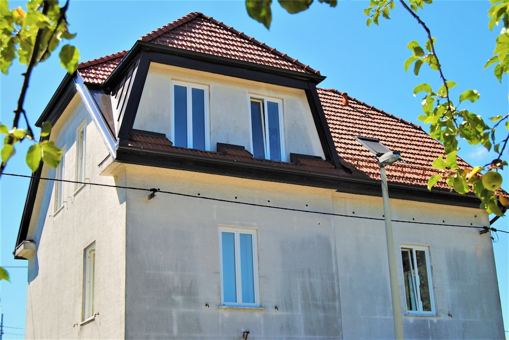 Rose Valley Ljubljana