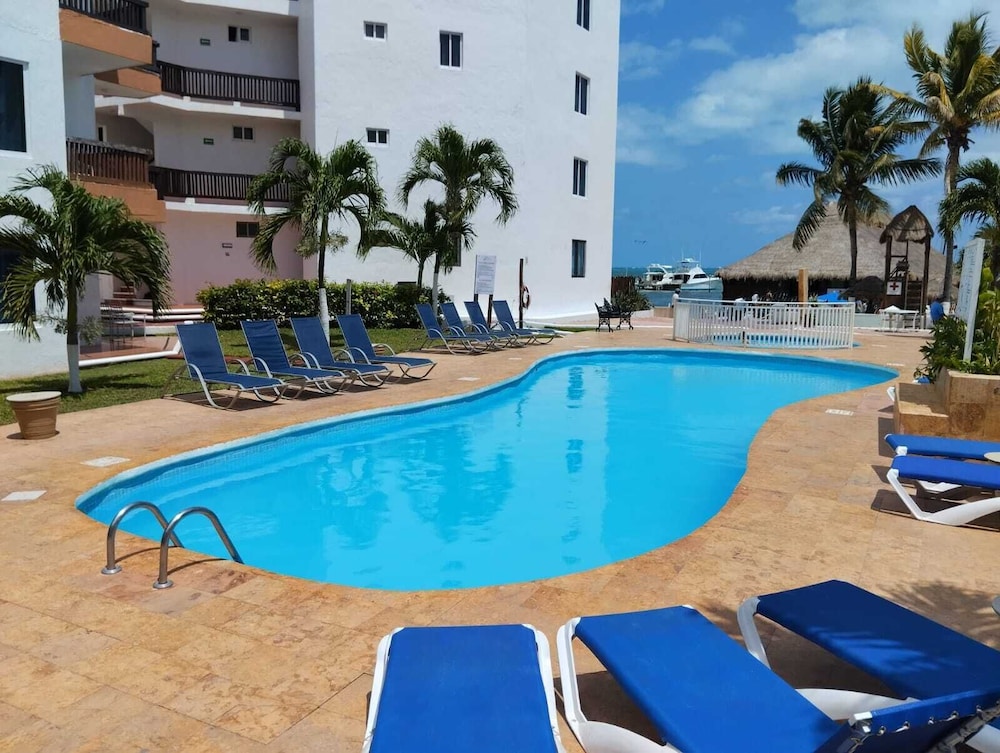 Hotel Imperial las Perlas