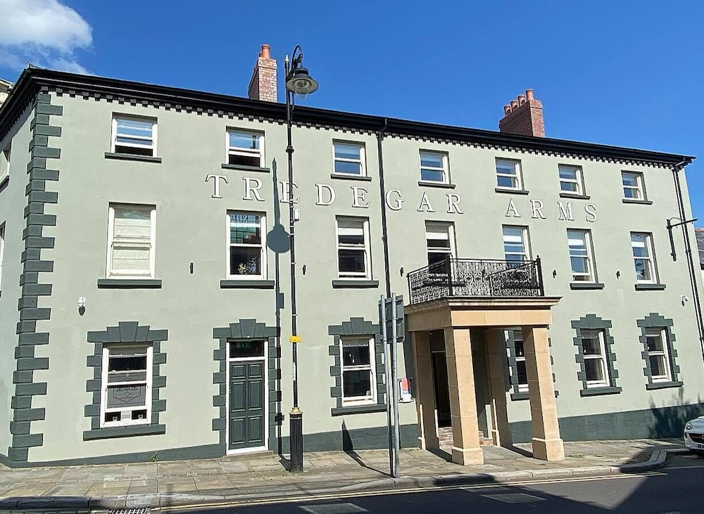 Tredegar Arms Hotel