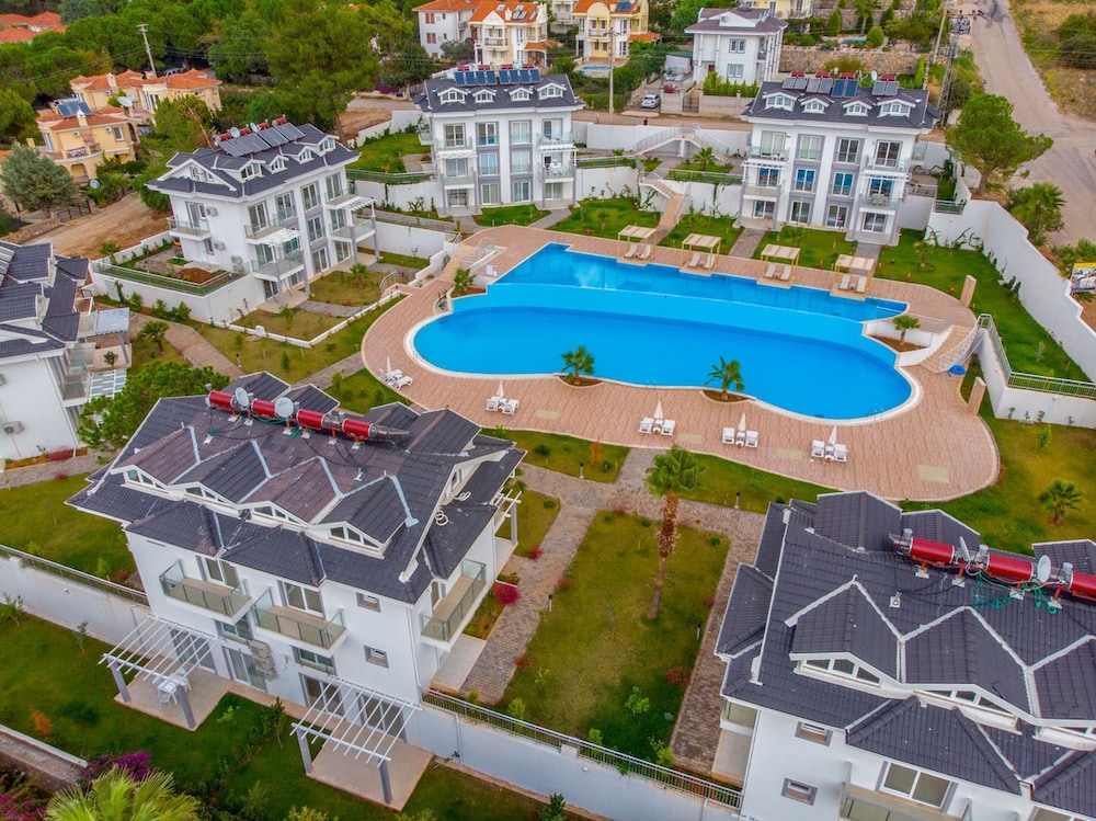 Orka World F1 Apartment