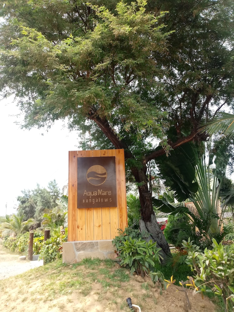 Aquamare Bungalows