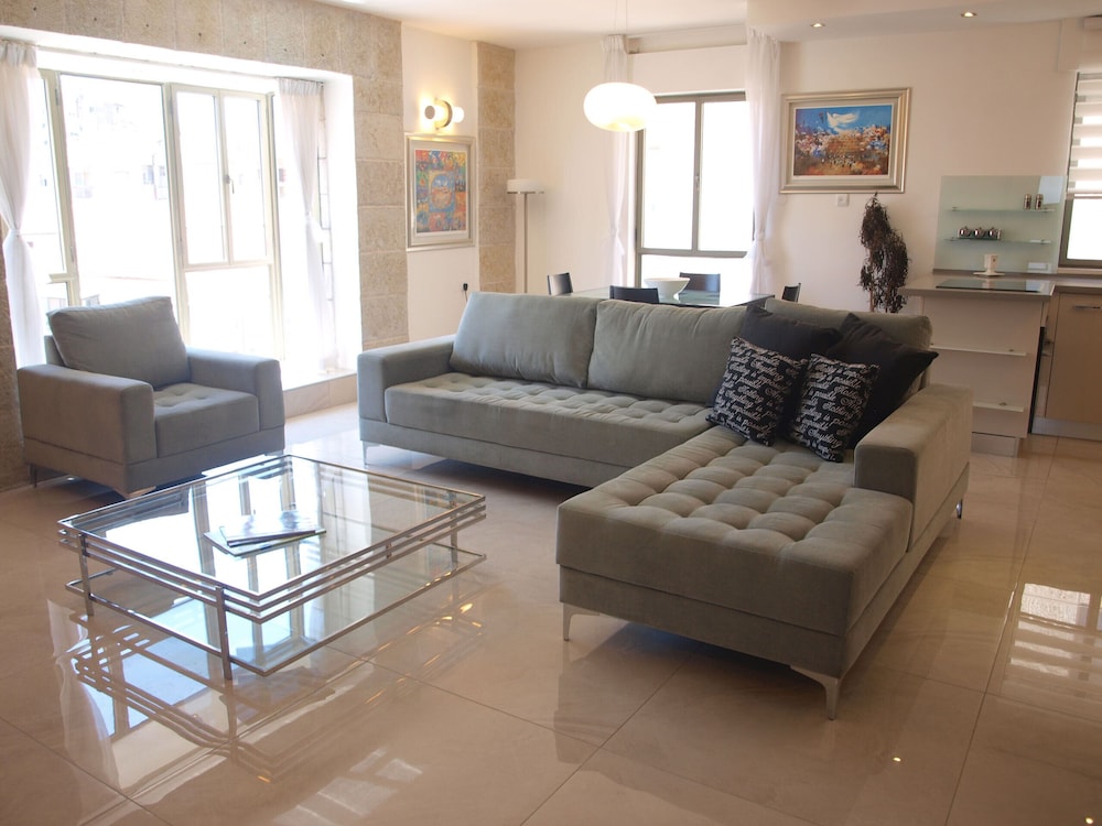 MBD7 - Kikar Hamusica - 12 Mevoh Beit David - Jerusalem-Rent