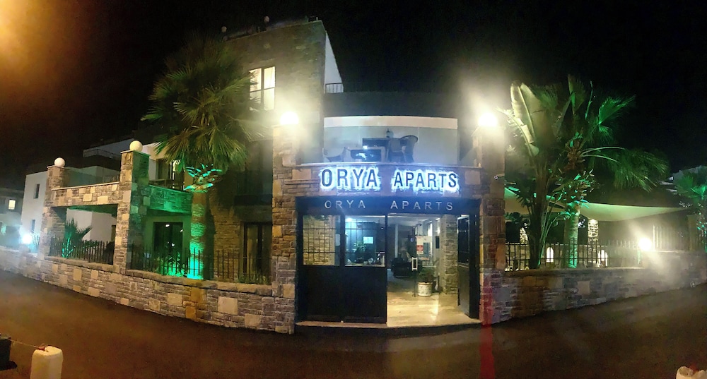 Orya Apart