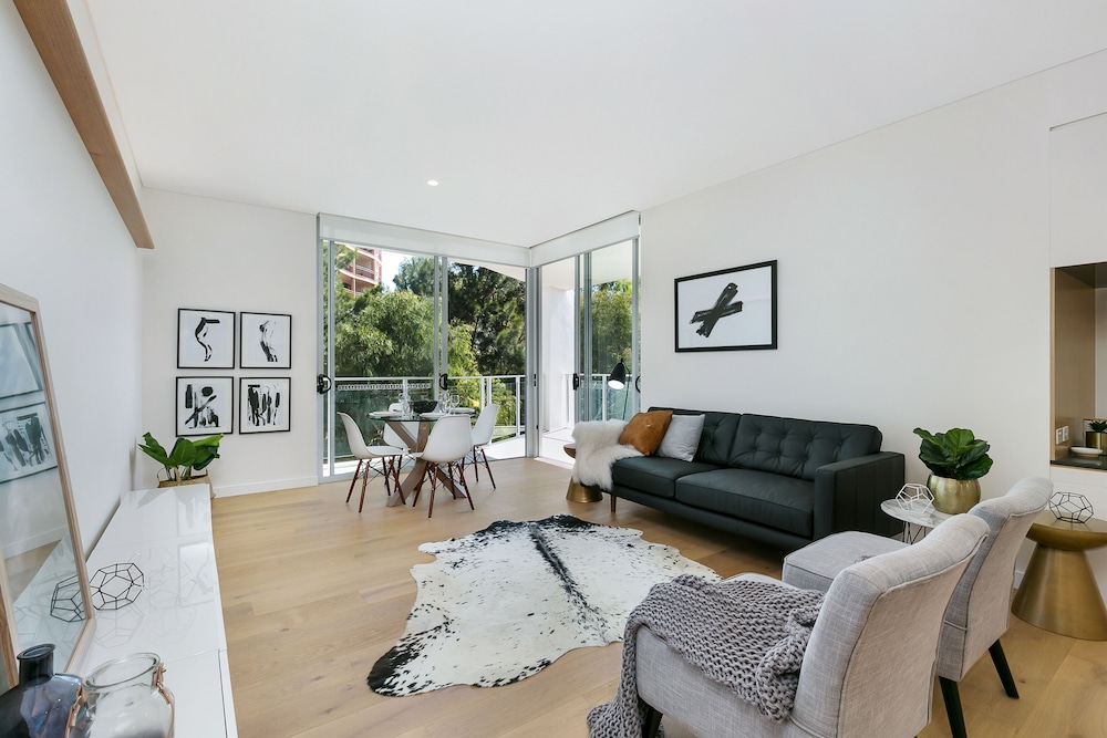 St Leonards Self-Contained Apart 803 NOR
