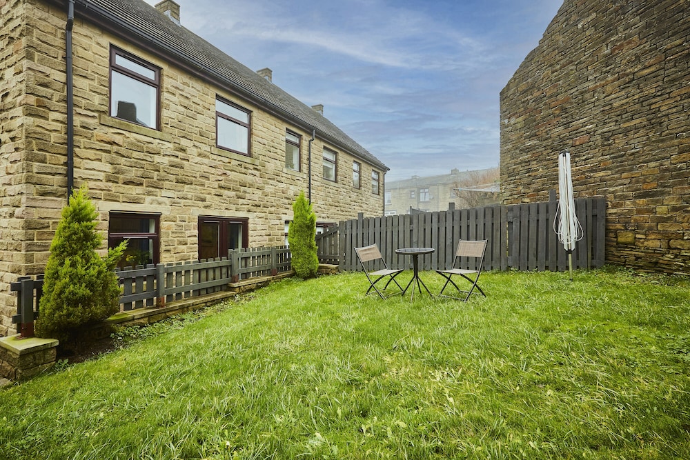 Bracken Hill Lodge