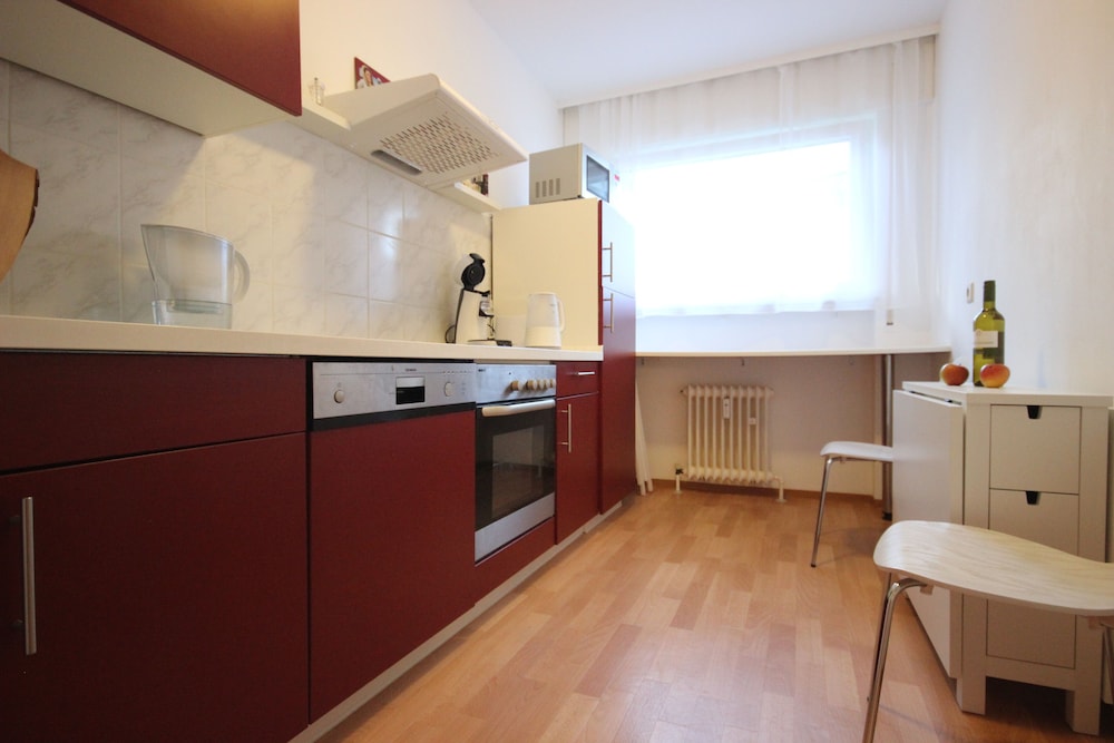 Family Suites & Parking