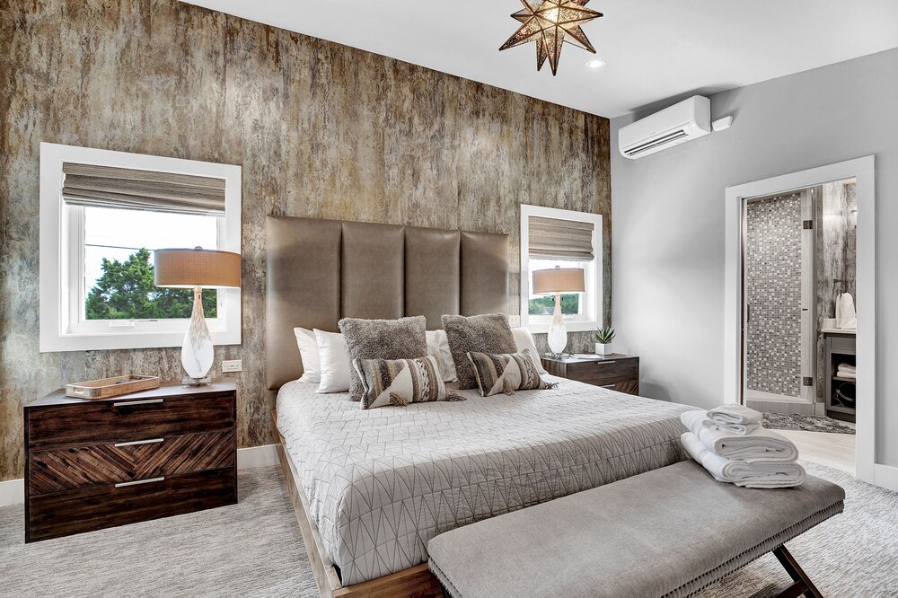 Luxury Hill Country Villa W/pool-hottub-views