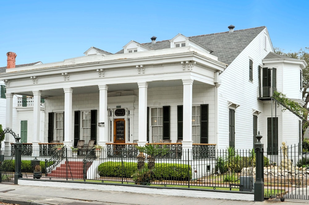 Ashton's Bed and Breakfast