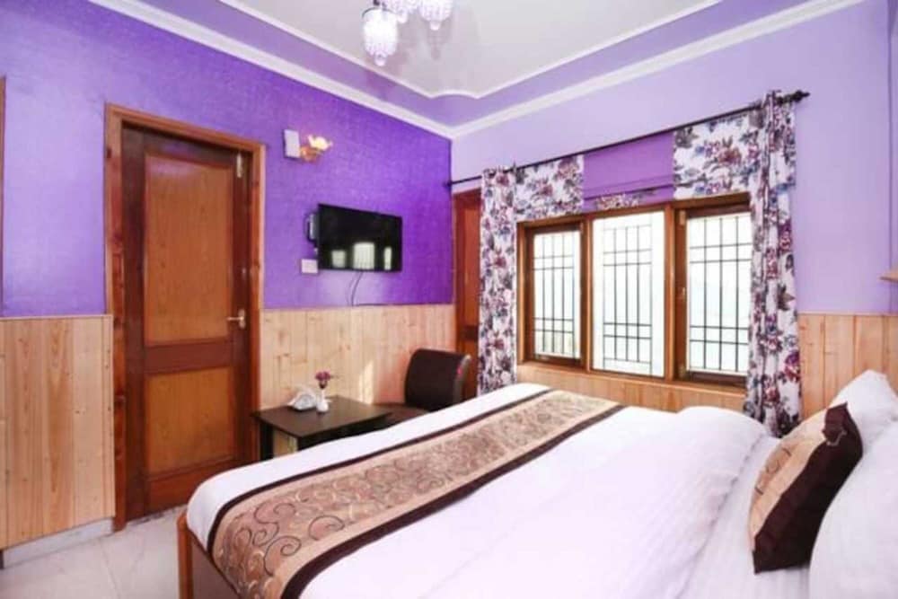 Hill View Cottage