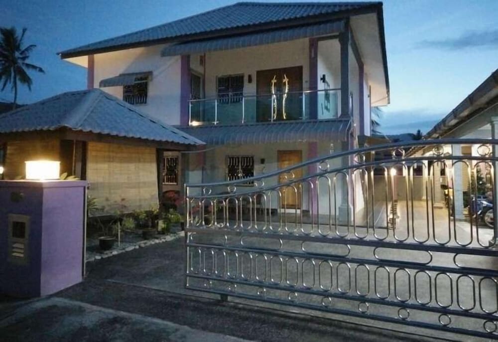 Ocean Lodge
