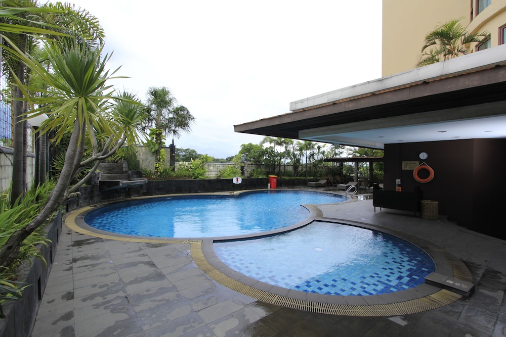 Grand Setiabudi Hotel