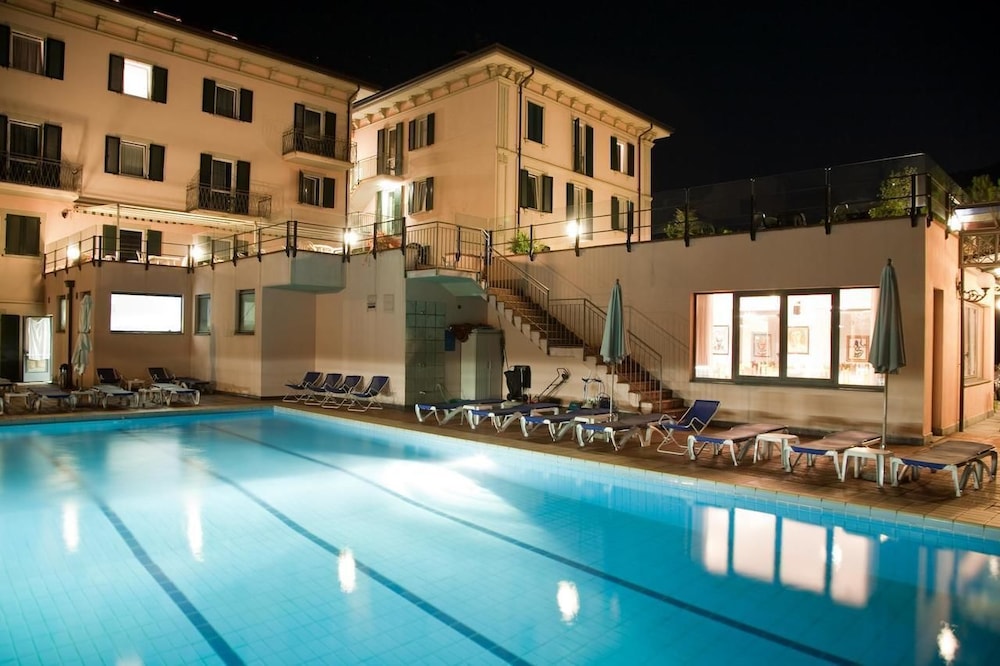 Albergo Lenno